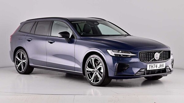 Used Volvo V60 2024 for sale - 75481211: Photo 1