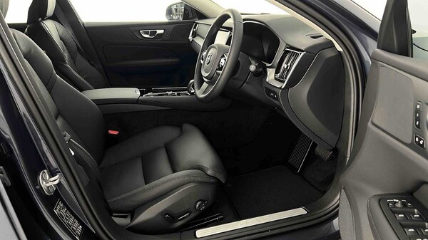 Used Volvo V60 2024 for sale - 75481211: Photo 23