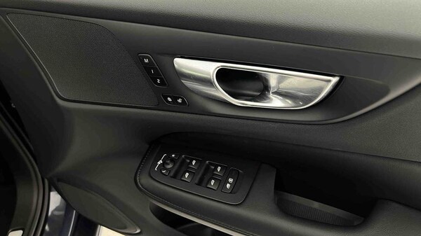 Used Volvo V60 2024 for sale - 75481211: Photo 29