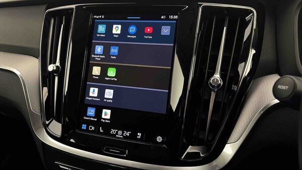 Used Volvo V60 2024 for sale - 75481211: Photo 38