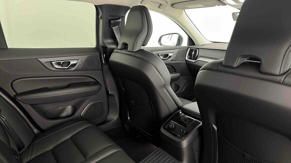 Used Volvo V60 2024 for sale - 75481211: Photo 42