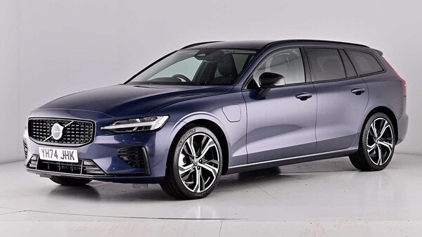 Used Volvo V60 2024 for sale - 75481211: Photo 5