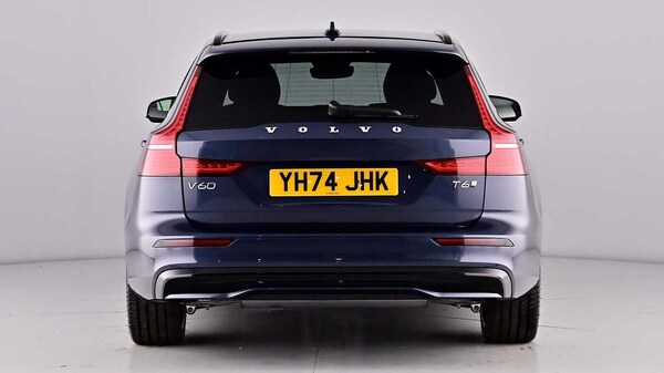 Used Volvo V60 2024 for sale - 75481211: Photo 6