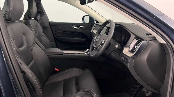 Used Volvo XC60 2021 for sale - 76208943: Photo 23
