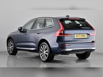 Used Volvo XC60 2021 for sale - 76208943: Photo 2