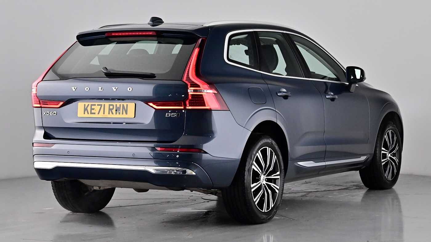 Used Volvo XC60 2021 for sale - 76208943: Photo 7