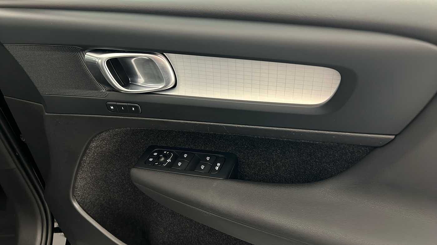 Used Volvo XC40 2022 for sale - 76544495: Photo 32