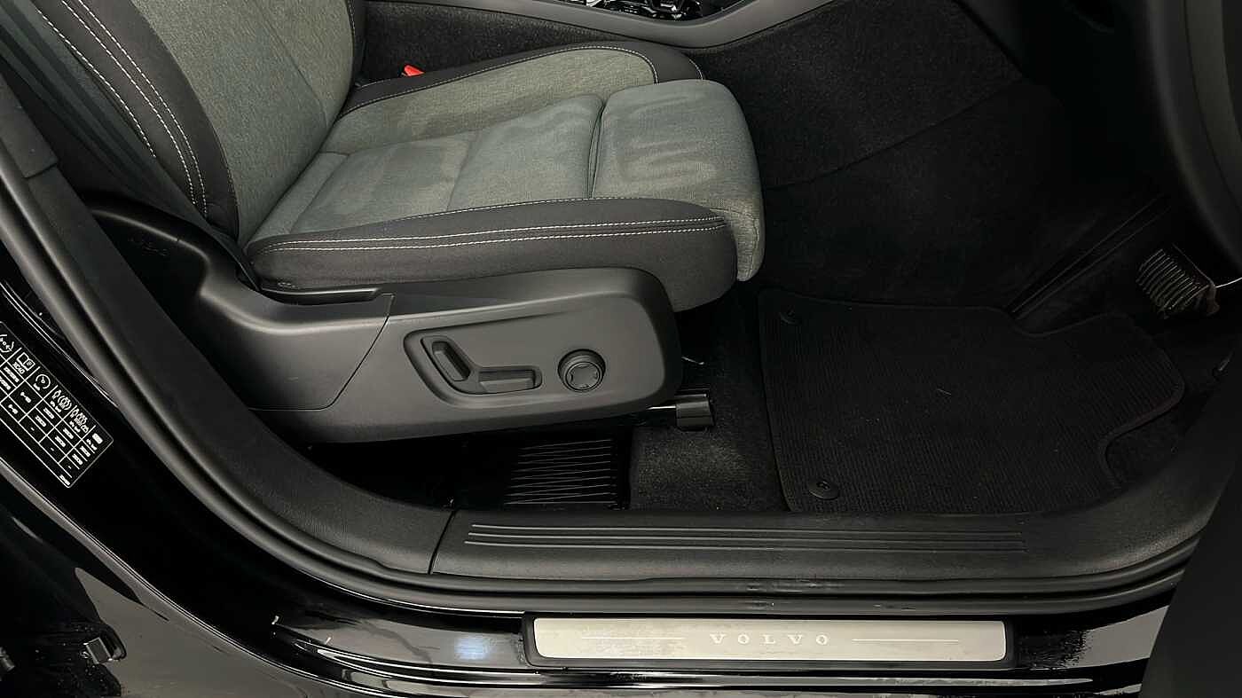 Used Volvo XC40 2022 for sale - 76544495: Photo 33