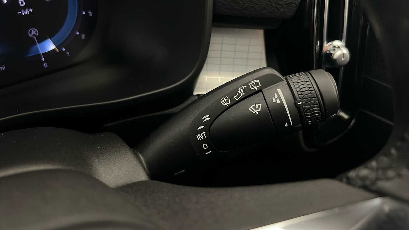 Used Volvo XC40 2022 for sale - 76544495: Photo 37