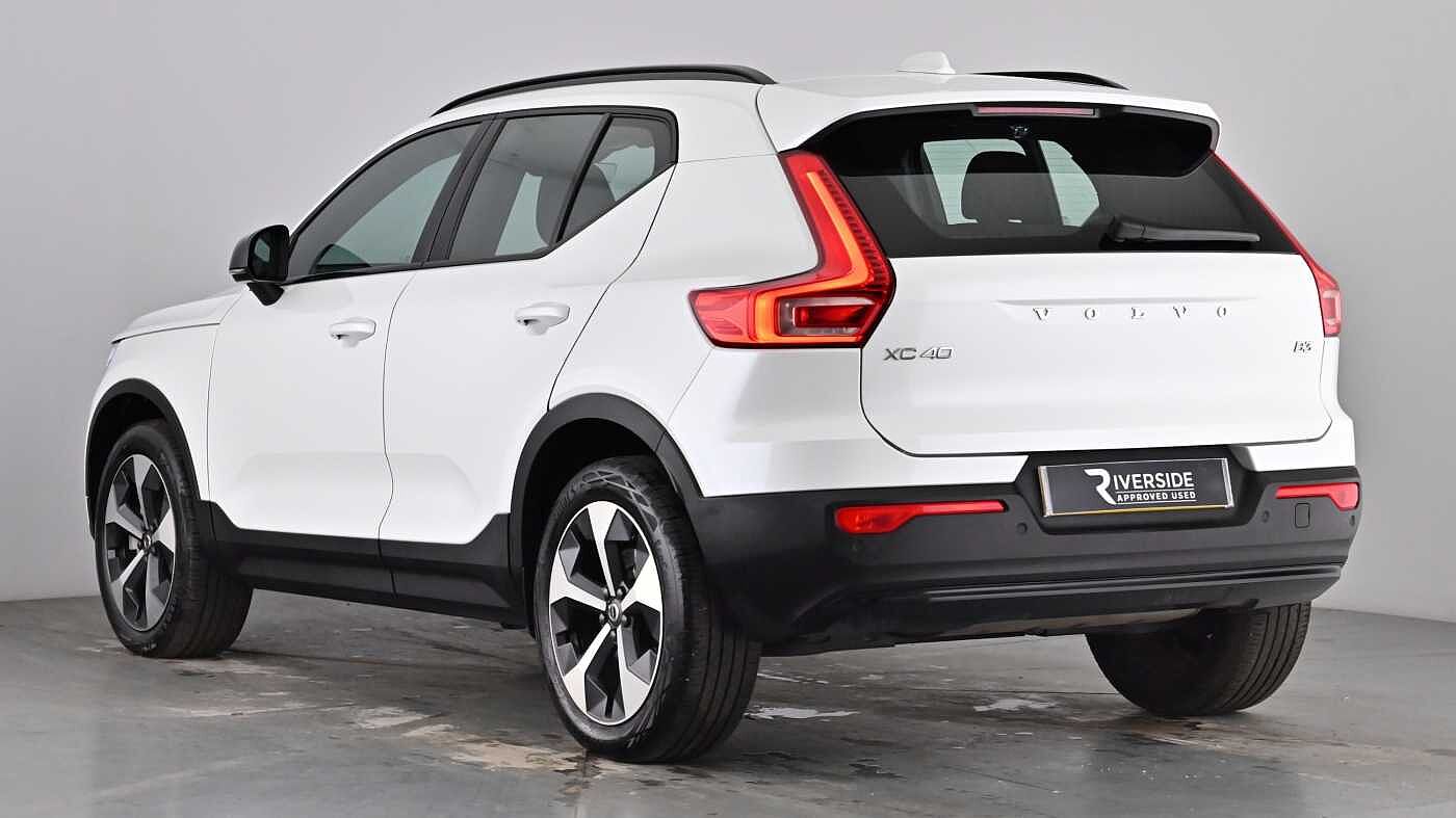 Used Volvo XC40 2024 for sale - 77745875: Photo 2