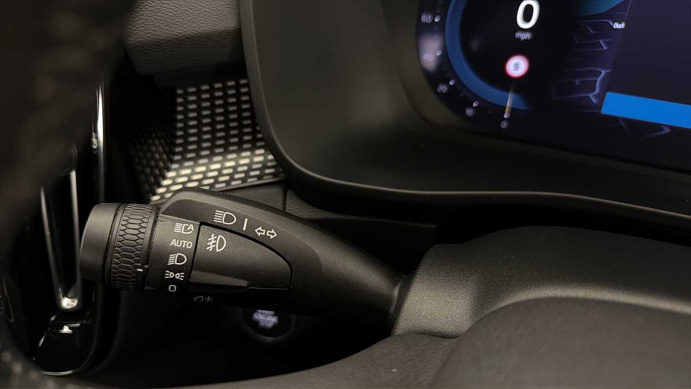 Used Volvo XC40 2024 for sale - 77745875: Photo 36