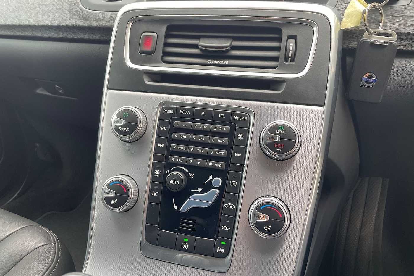 Used Volvo V60 2017 for sale - 77665055: Photo 13