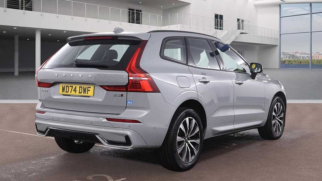 Used Volvo XC60 2024 for sale - 77420392: Photo 2