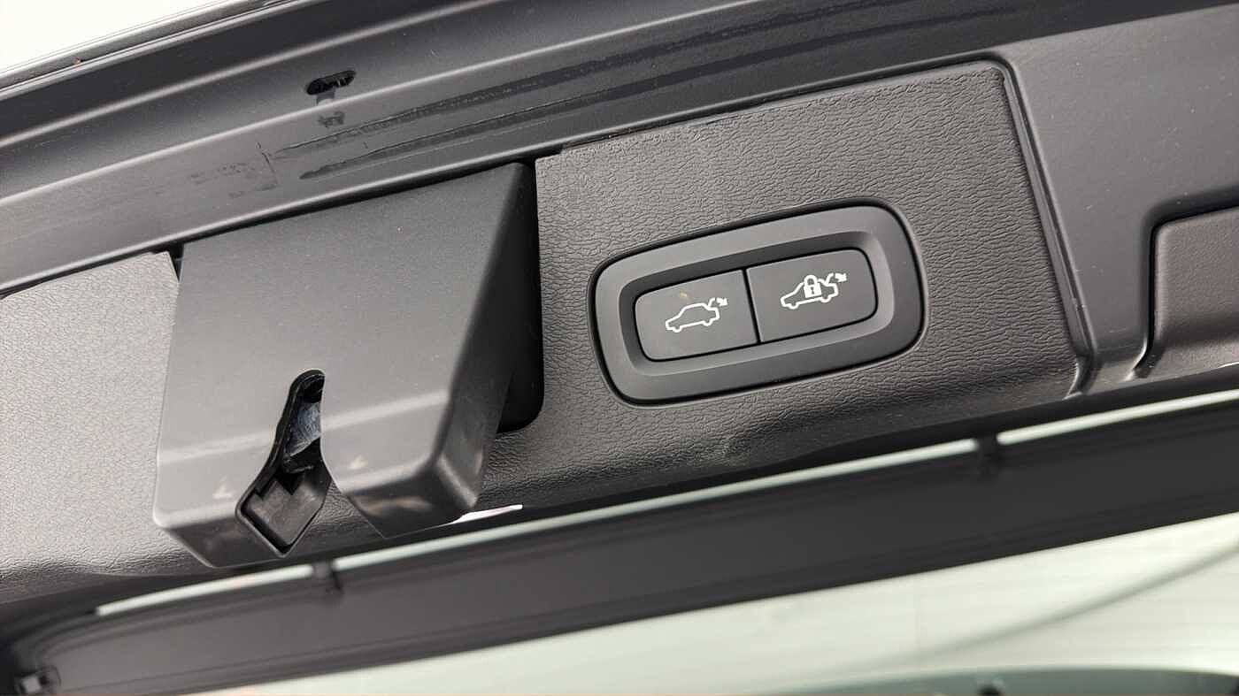 Used Volvo XC60 2024 for sale - 77420392: Photo 31