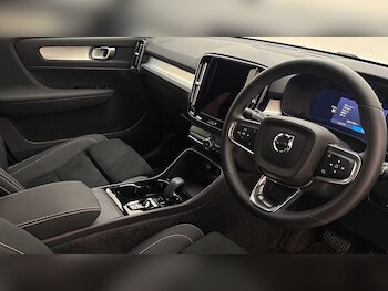 Used Volvo XC40 2025 for sale - 78596242: Photo