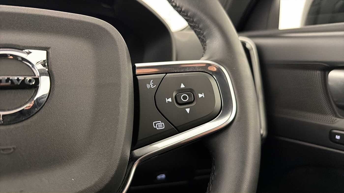 Used Volvo XC40 2023 for sale - 77476558: Photo 20