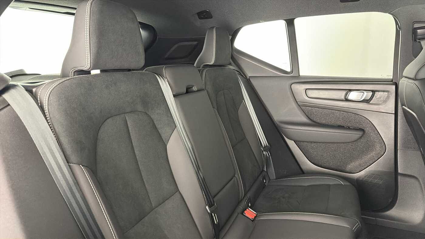 Used Volvo XC40 2023 for sale - 77476558: Photo 34