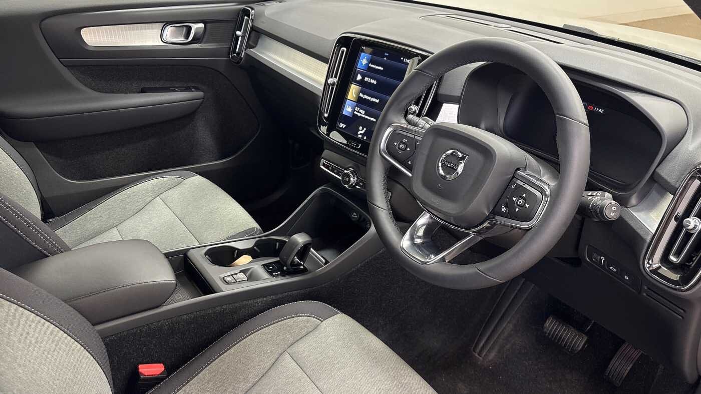 Used Volvo XC40 2022 for sale - 77366929: Photo 3