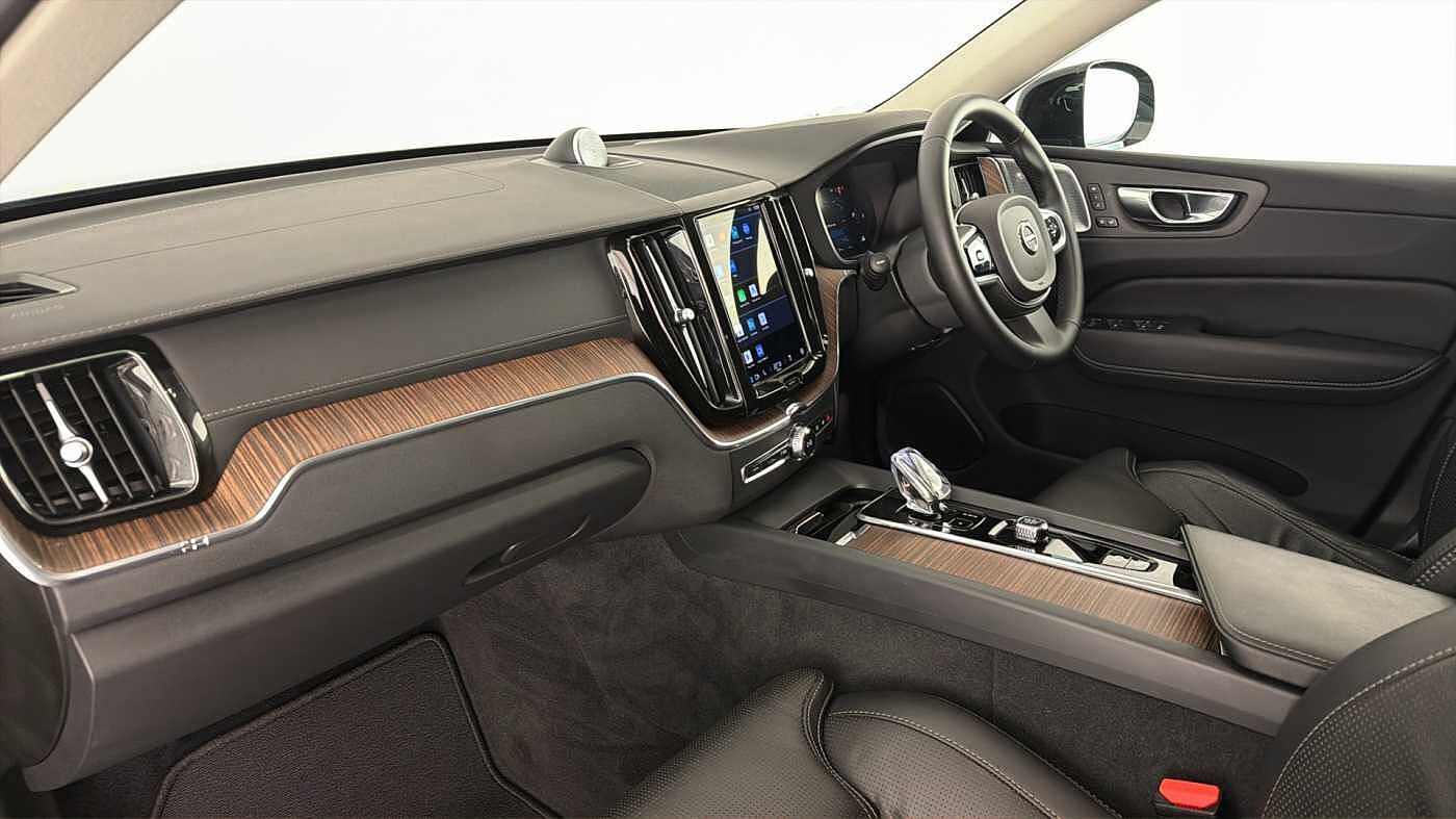 Used Volvo XC60 2022 for sale - 77653101: Photo 3