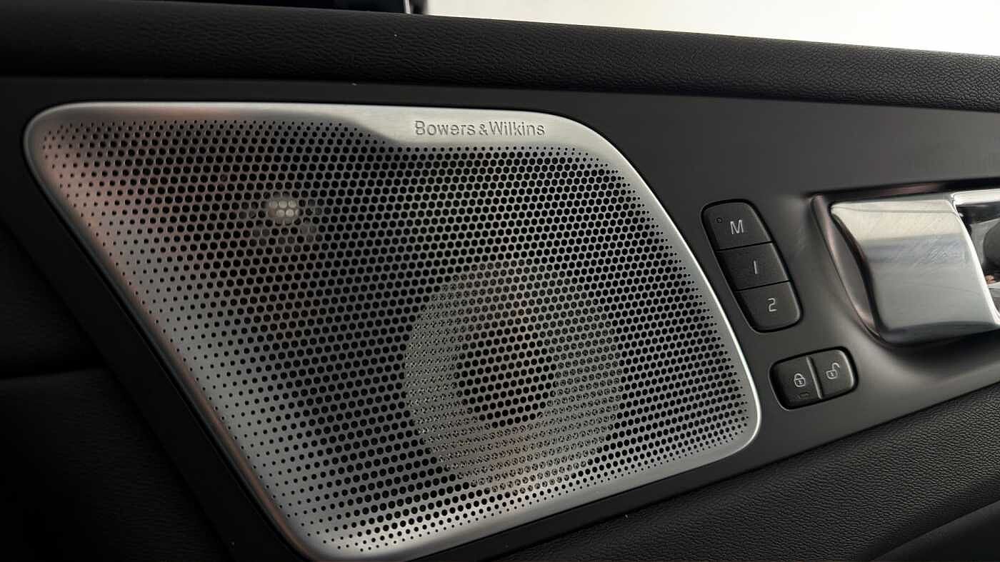 Used Volvo XC60 2022 for sale - 77653101: Photo 36