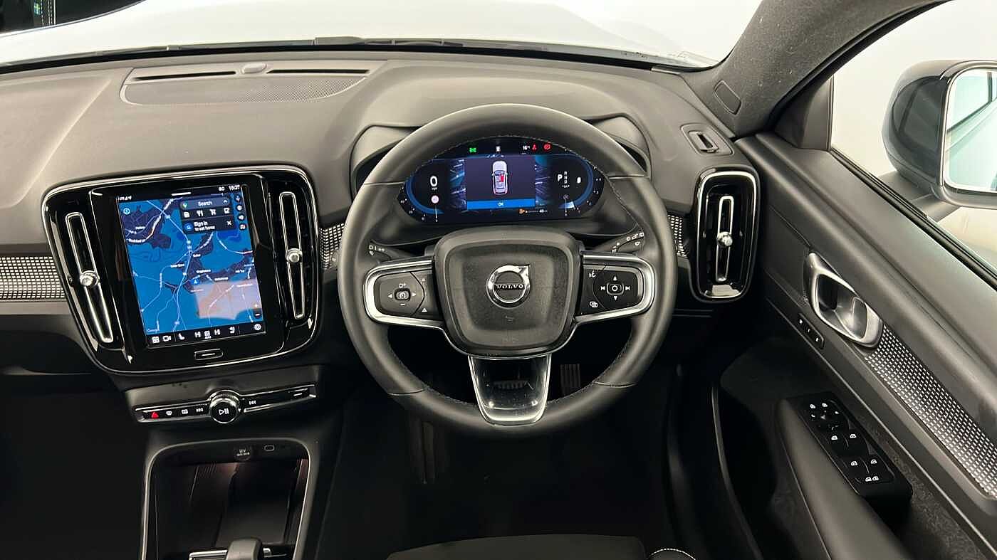 Used Volvo XC40 2025 for sale - 77339493: Photo 10