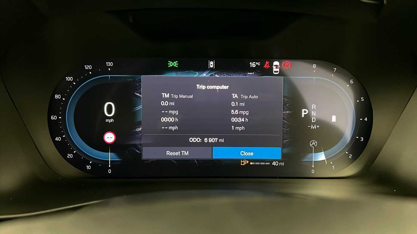 Used Volvo XC40 2025 for sale - 77339493: Photo 14