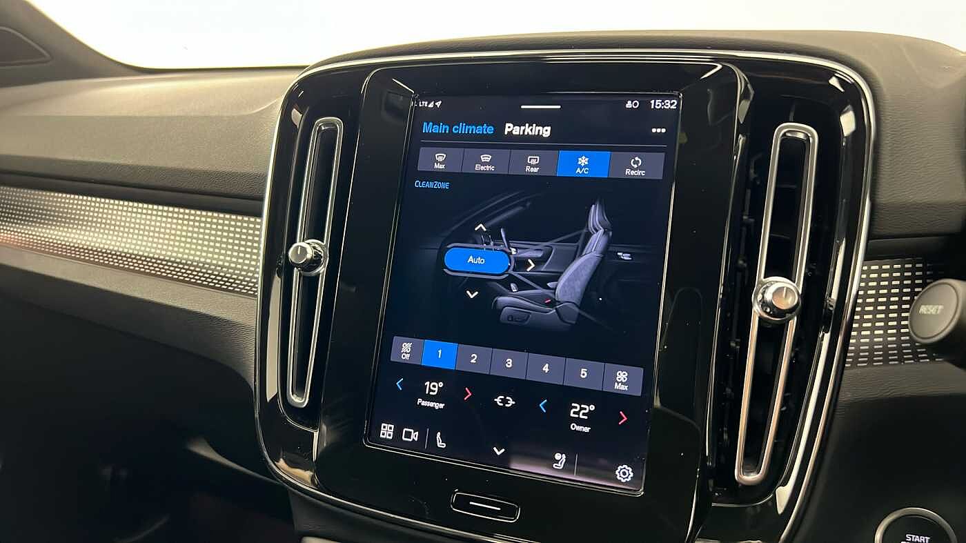 Used Volvo XC40 2025 for sale - 77339493: Photo 15