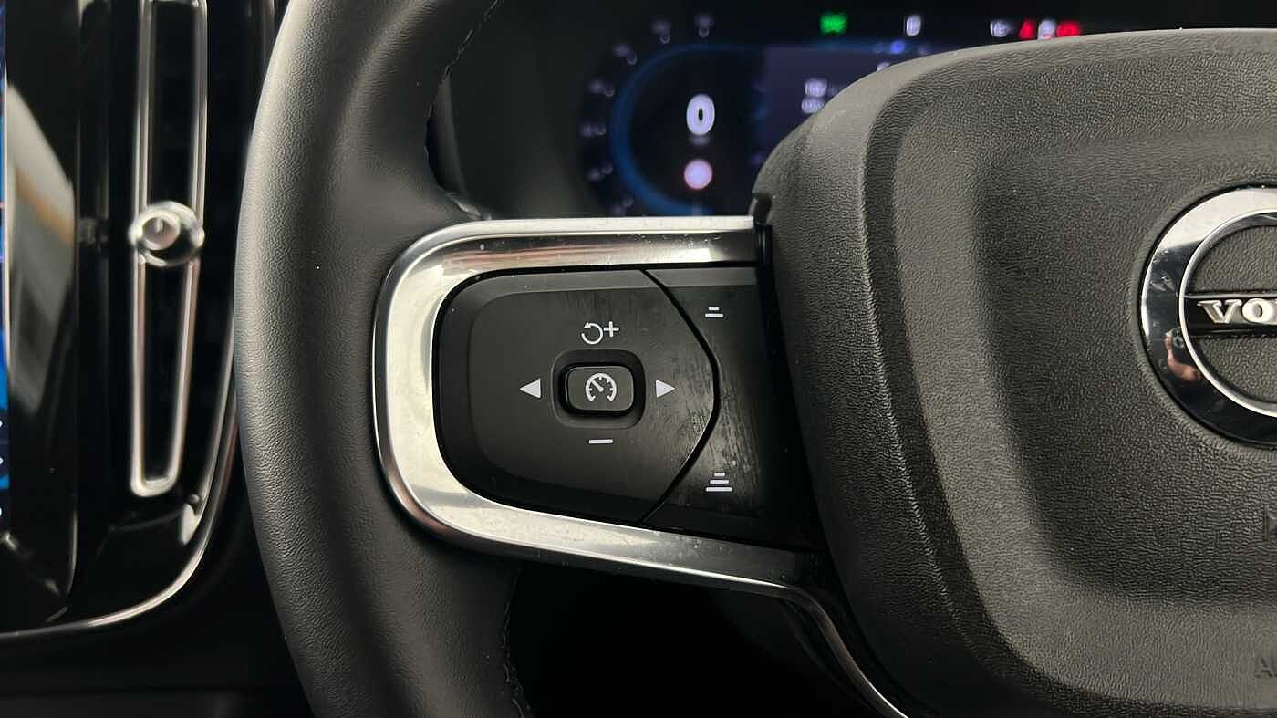 Used Volvo XC40 2025 for sale - 77339493: Photo 16