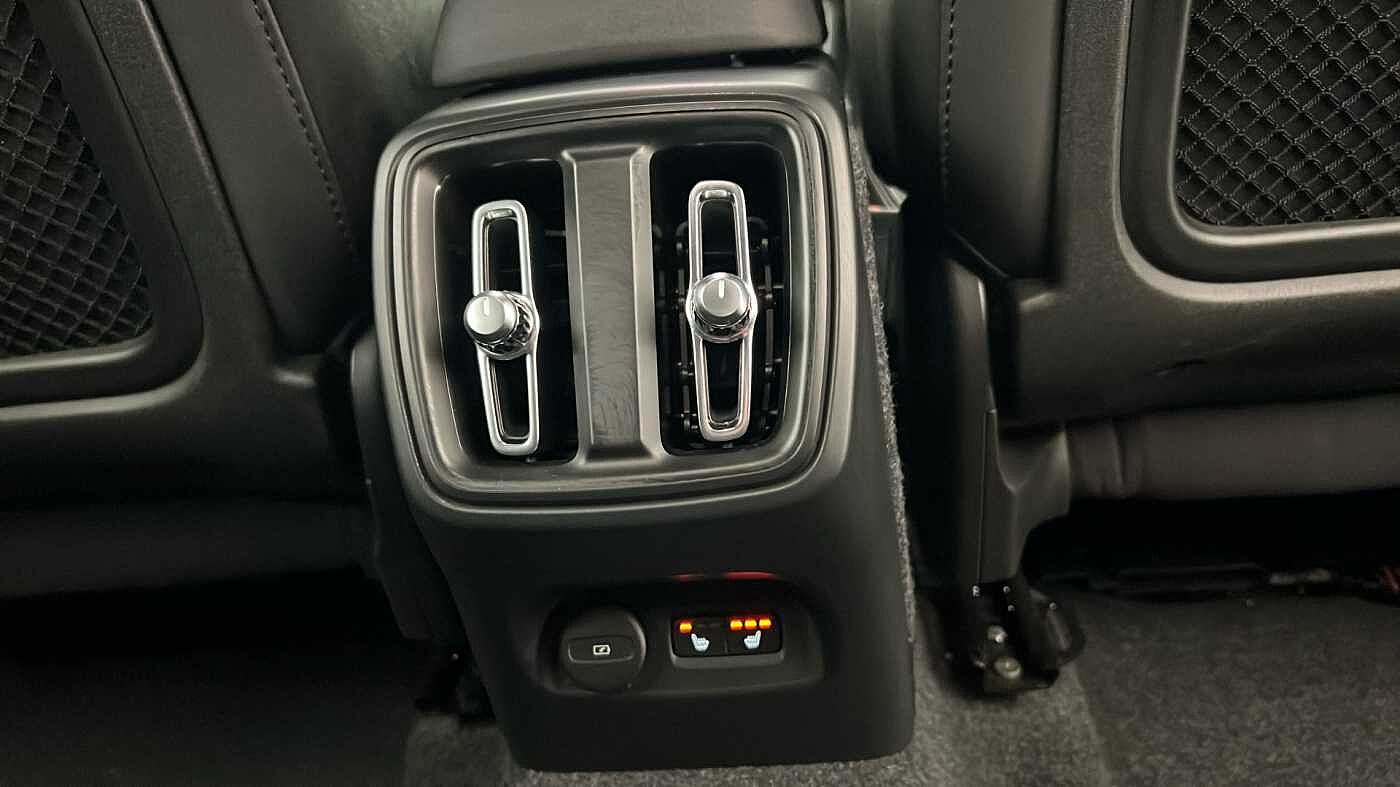 Used Volvo XC40 2025 for sale - 77339493: Photo 30