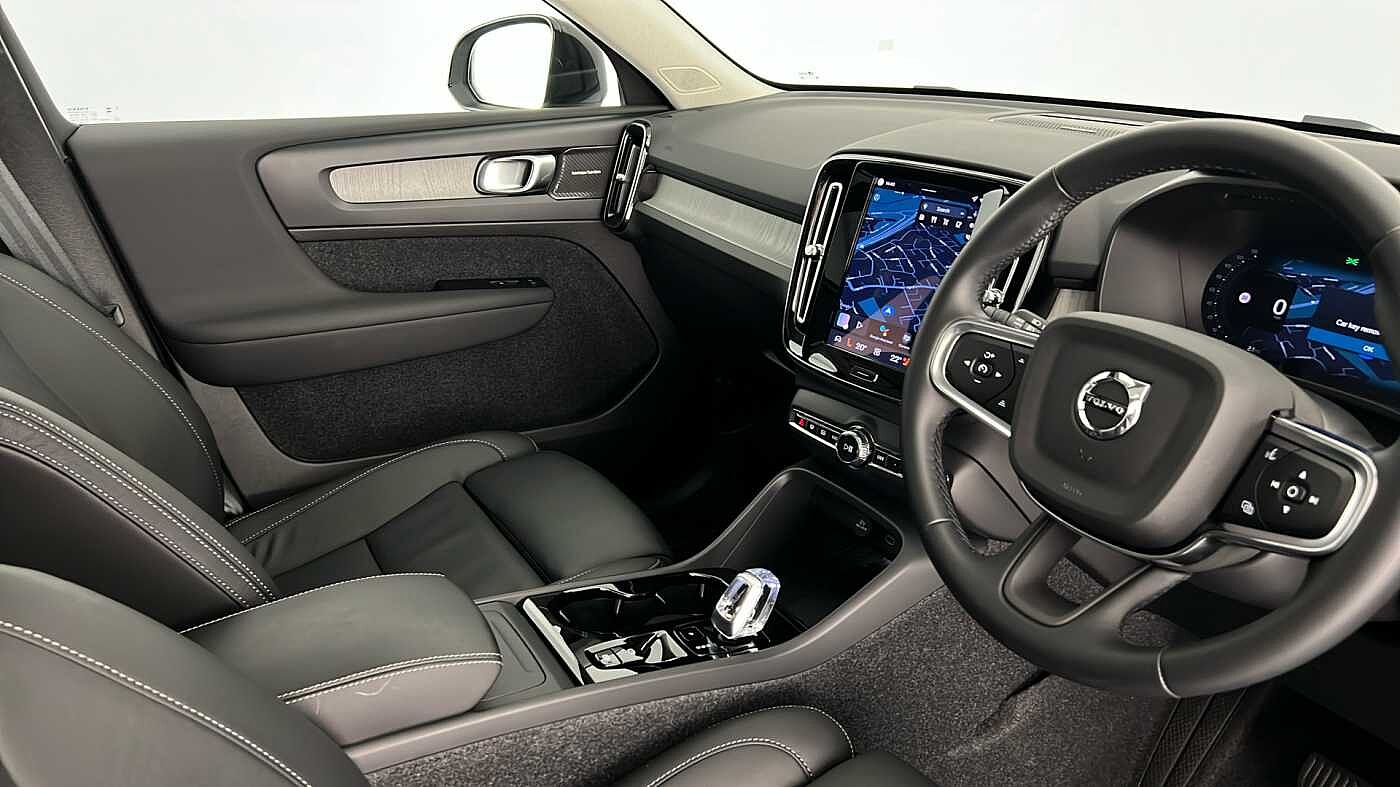 Used Volvo XC40 2025 for sale - 76854651: Photo 36