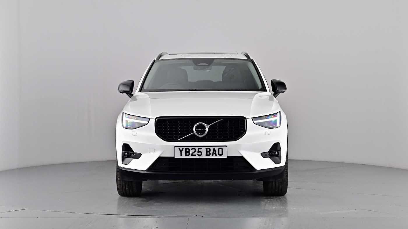 Used Volvo XC40 2025 for sale - 76854651: Photo 56