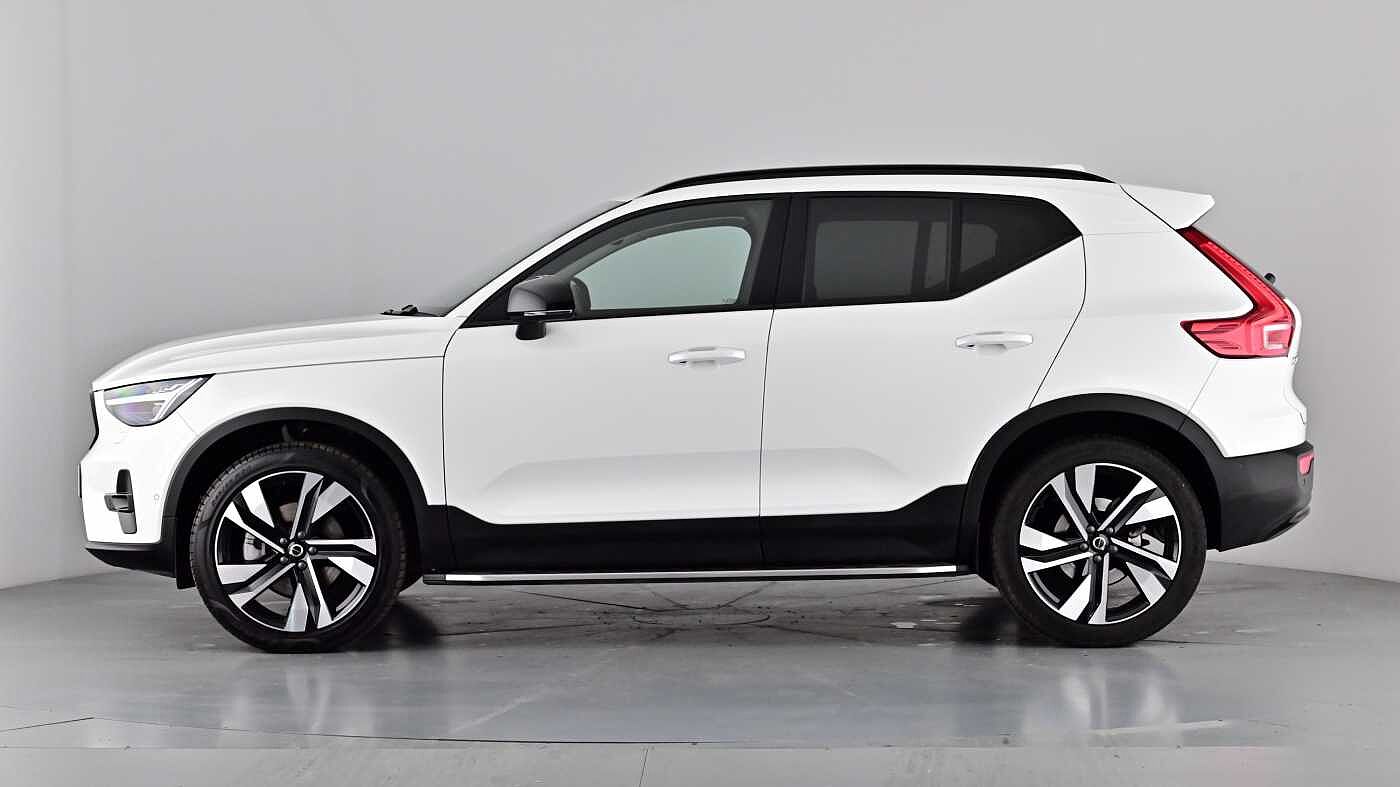 Used Volvo XC40 2025 for sale - 76854651: Photo 65