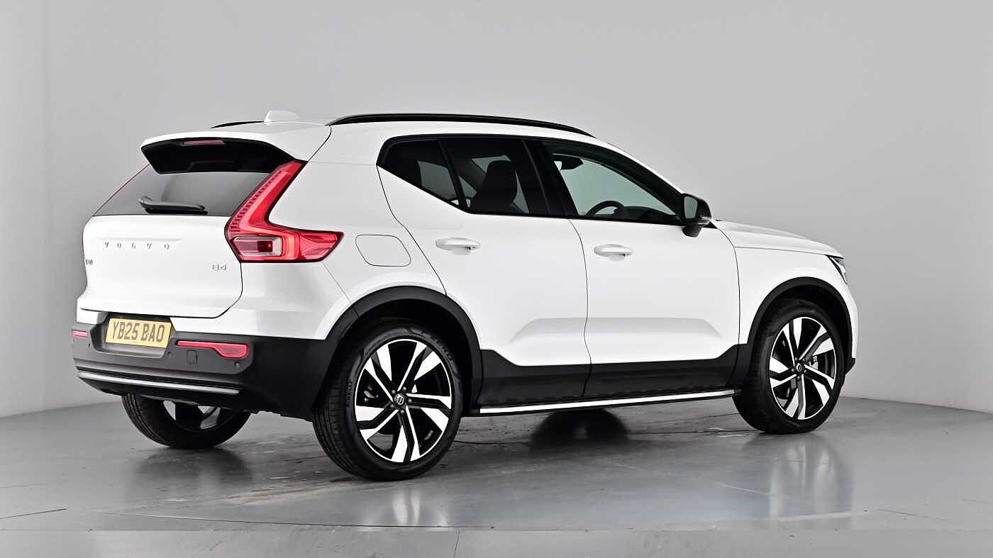 Used Volvo XC40 2025 for sale - 76854651: Photo 79