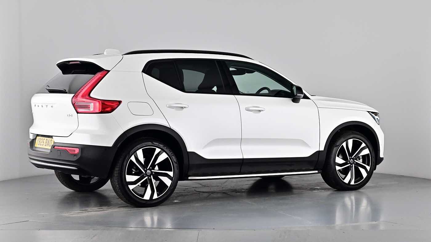 Used Volvo XC40 2025 for sale - 76854651: Photo 80