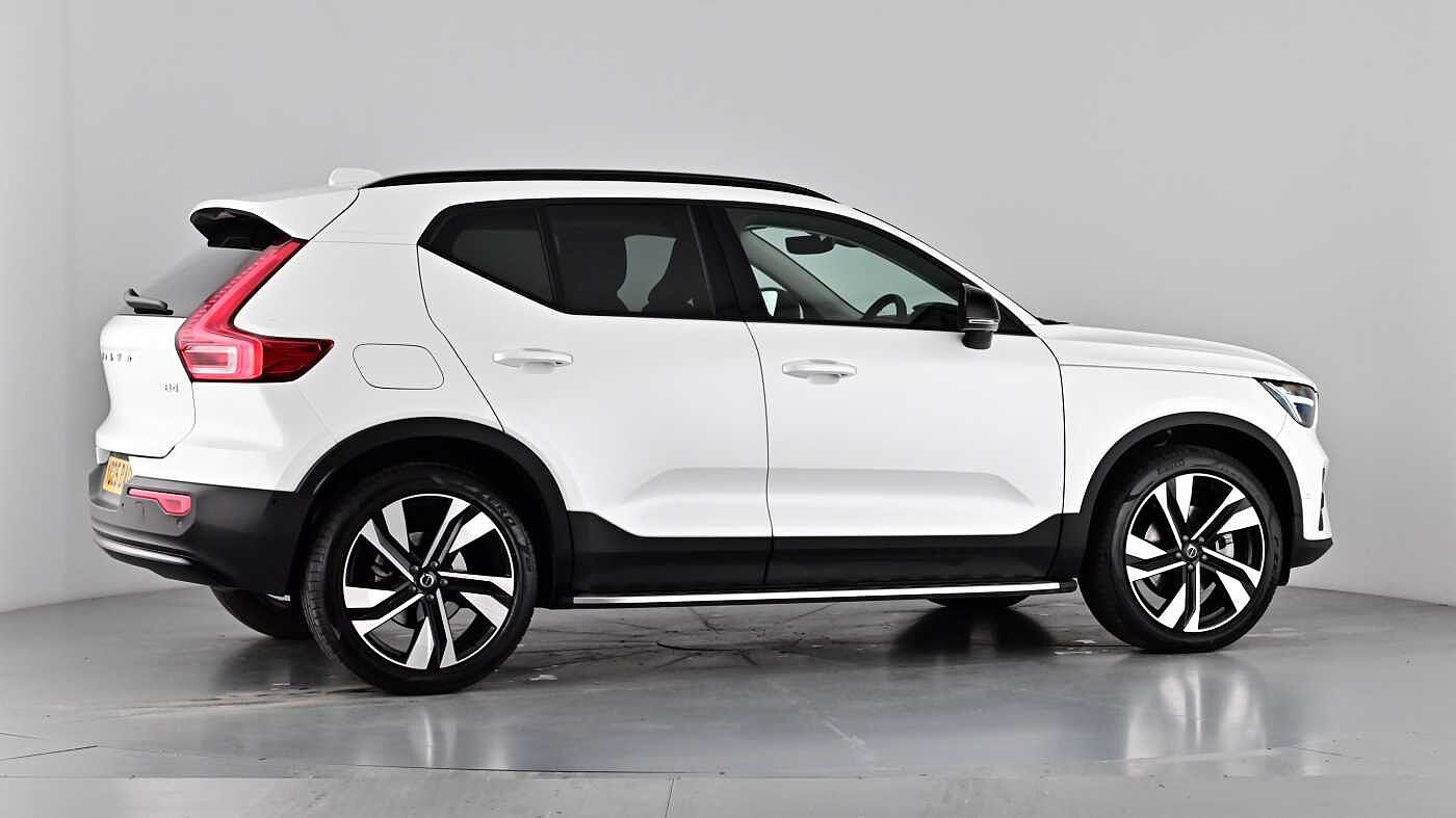 Used Volvo XC40 2025 for sale - 76854651: Photo 81