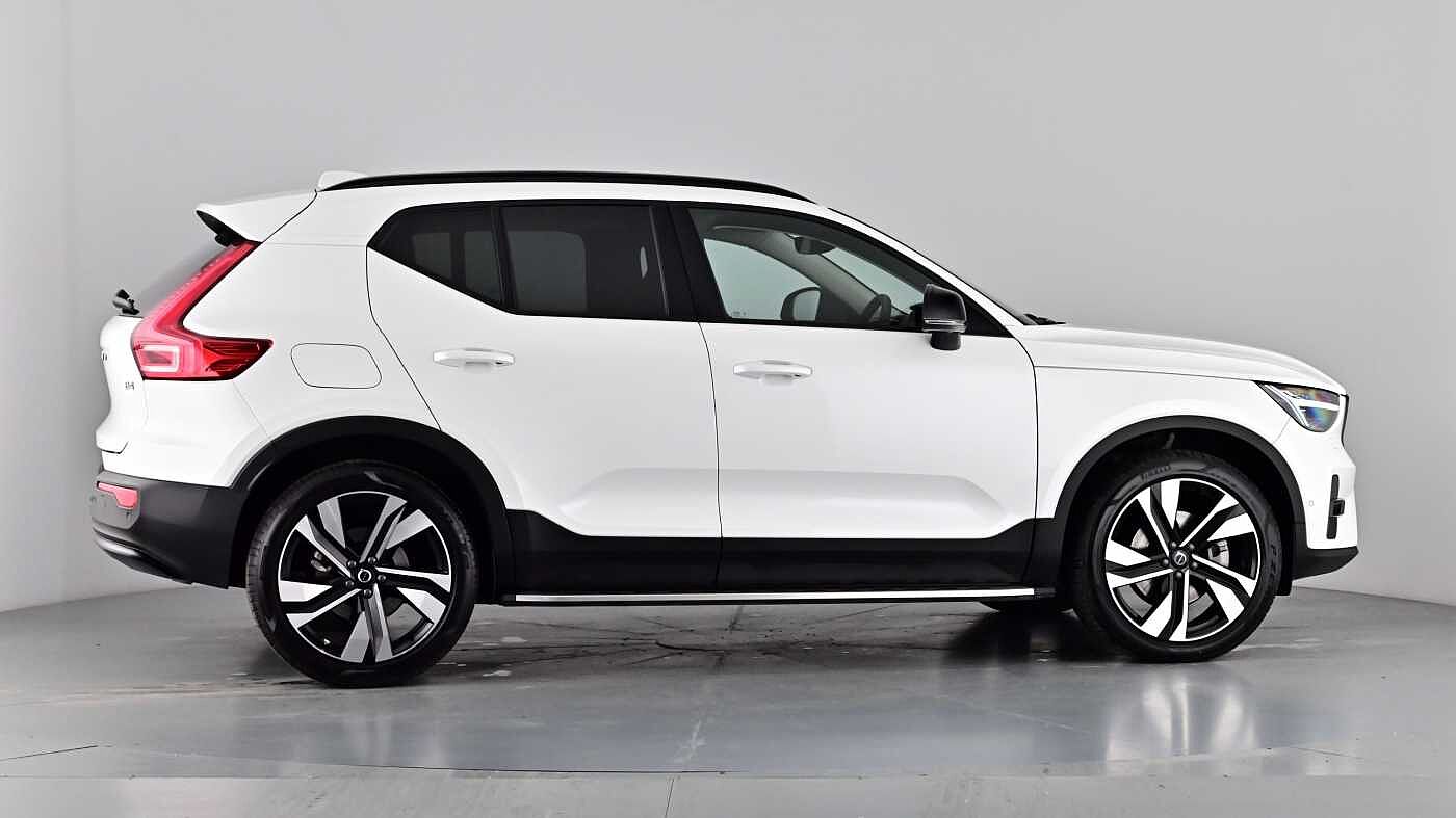 Used Volvo XC40 2025 for sale - 76854651: Photo 82