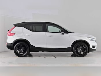 Used Volvo XC40 2021 for sale - 75526549: Photo