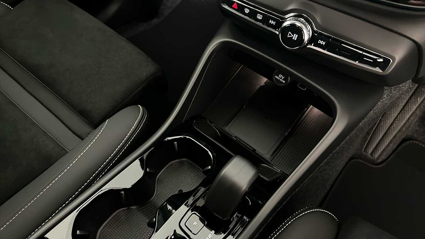 Used Volvo XC40 2025 for sale - 76780325: Photo 13