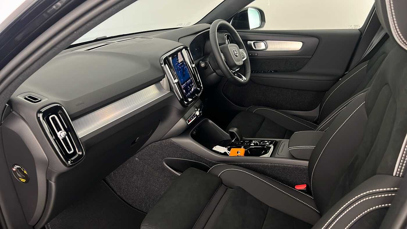 Used Volvo XC40 2025 for sale - 76780325: Photo 18