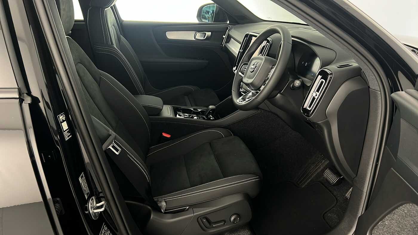 Used Volvo XC40 2025 for sale - 76780325: Photo 23