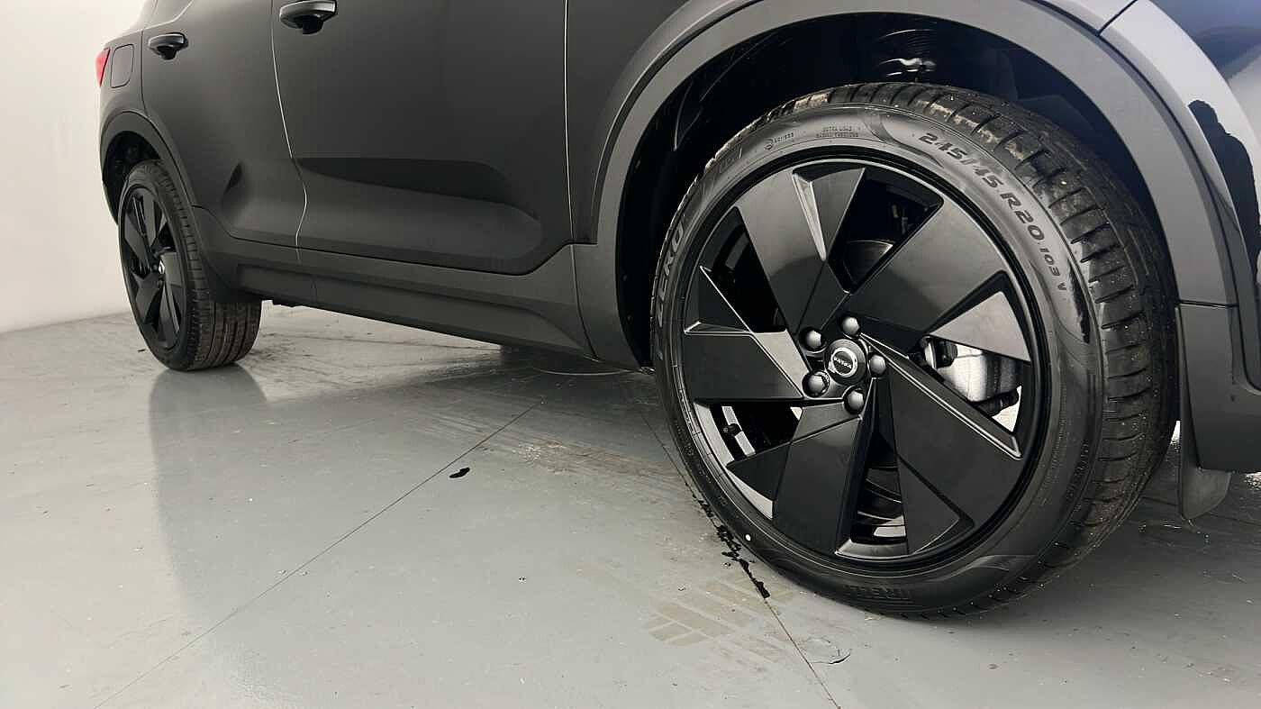 Used Volvo XC40 2025 for sale - 76780325: Photo 26