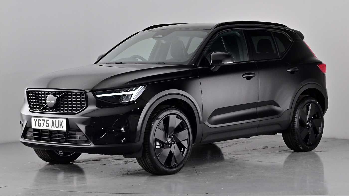Used Volvo XC40 2025 for sale - 76780325: Photo 4