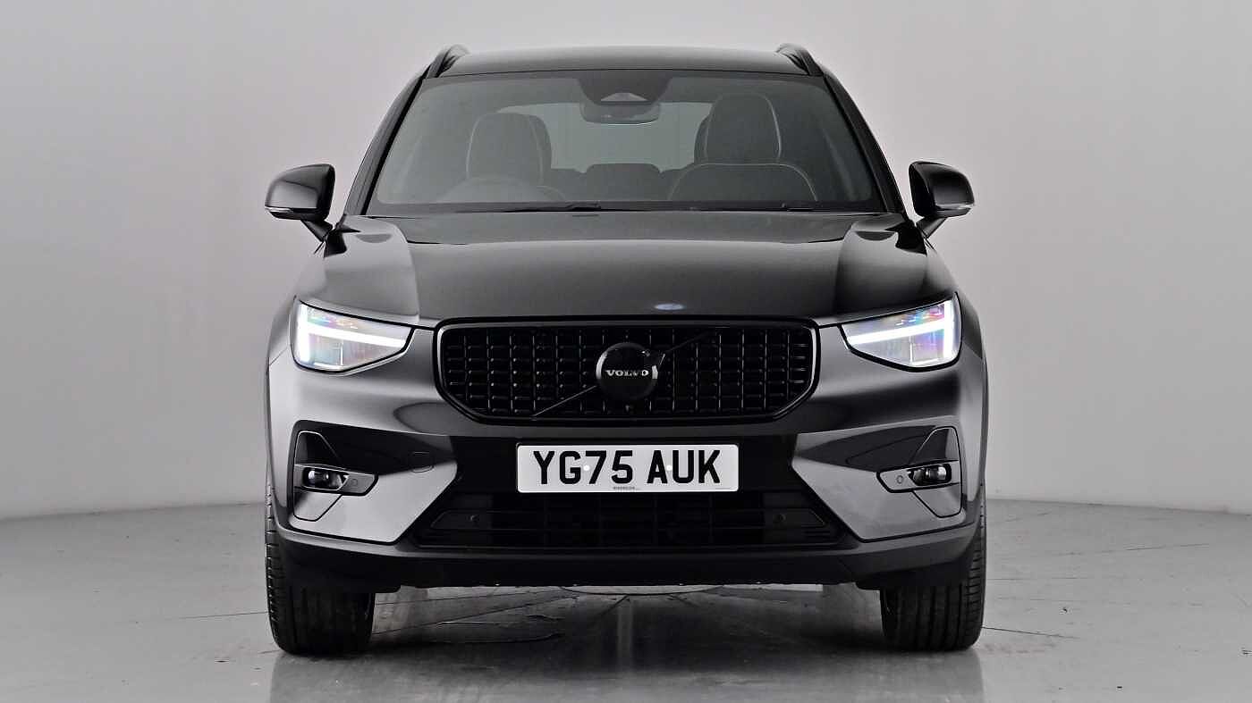 Used Volvo XC40 2025 for sale - 76780325: Photo 8
