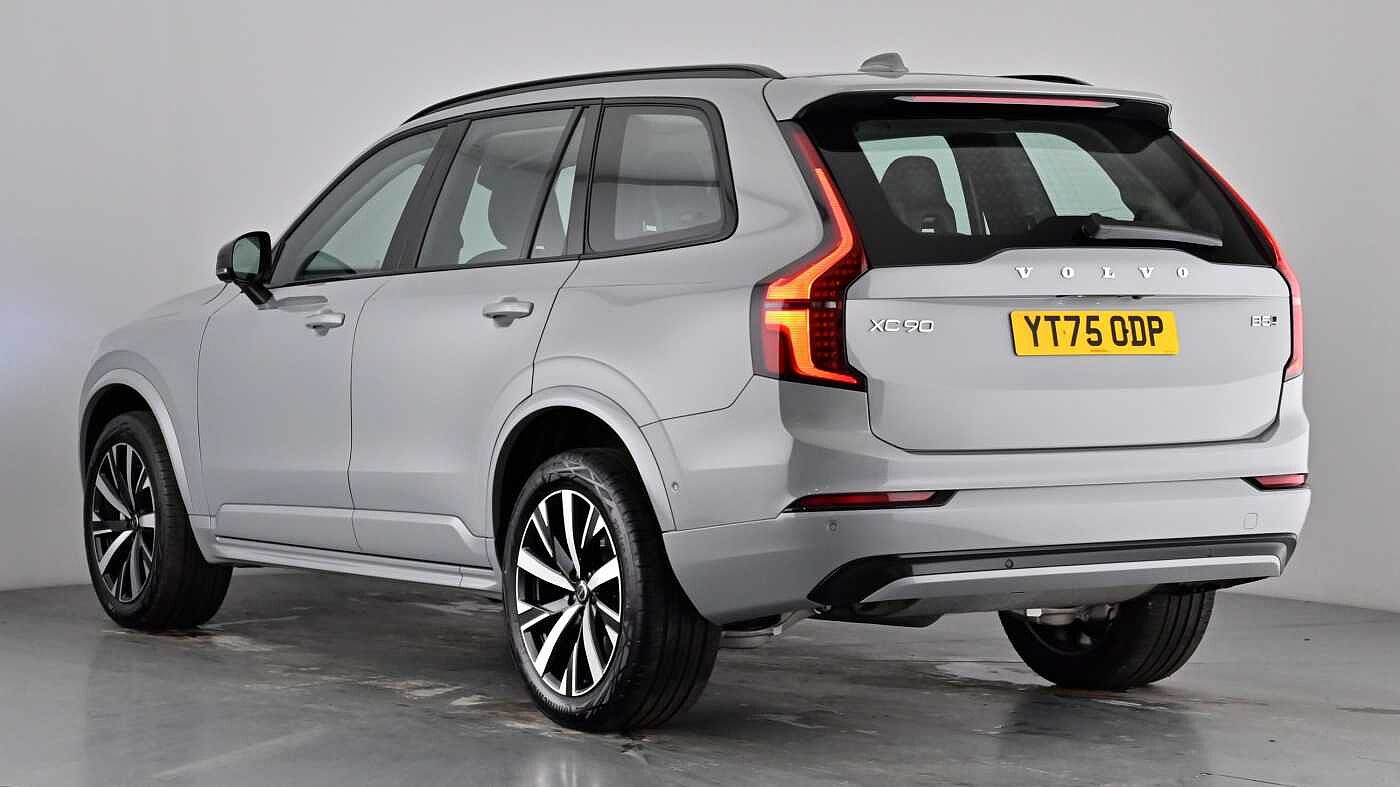 Used Volvo XC90 2025 for sale - 77592070: Photo 2