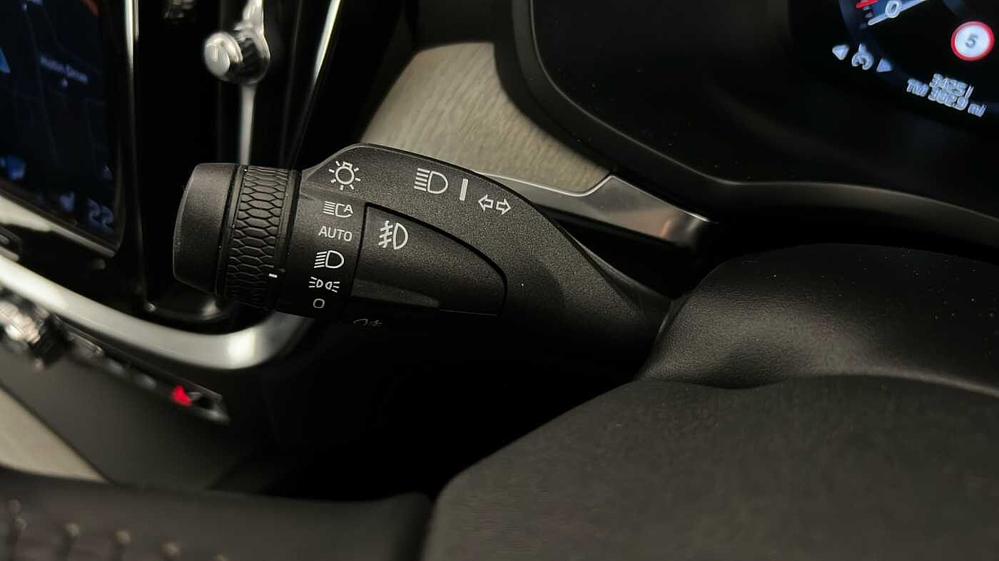 Used Volvo S60 2019 for sale - 76854655: Photo 38