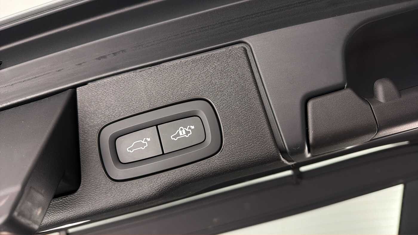 Used Volvo XC60 2024 for sale - 77434906: Photo 31