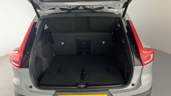 Used Volvo XC40 2025 for sale - 75829119: Photo 13
