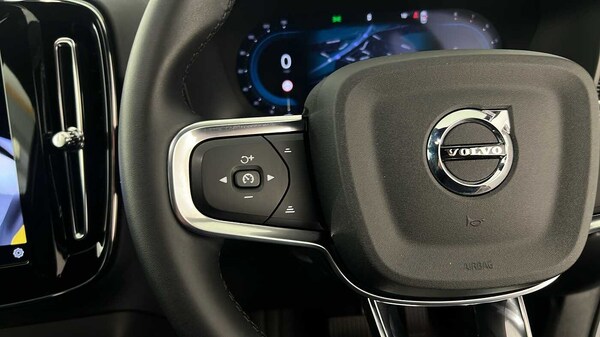 Used Volvo XC40 2025 for sale - 75829119: Photo 18