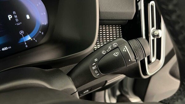 Used Volvo XC40 2025 for sale - 75829119: Photo 32