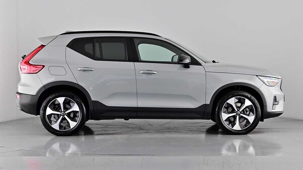 Used Volvo XC40 2025 for sale - 75829119: Photo 3